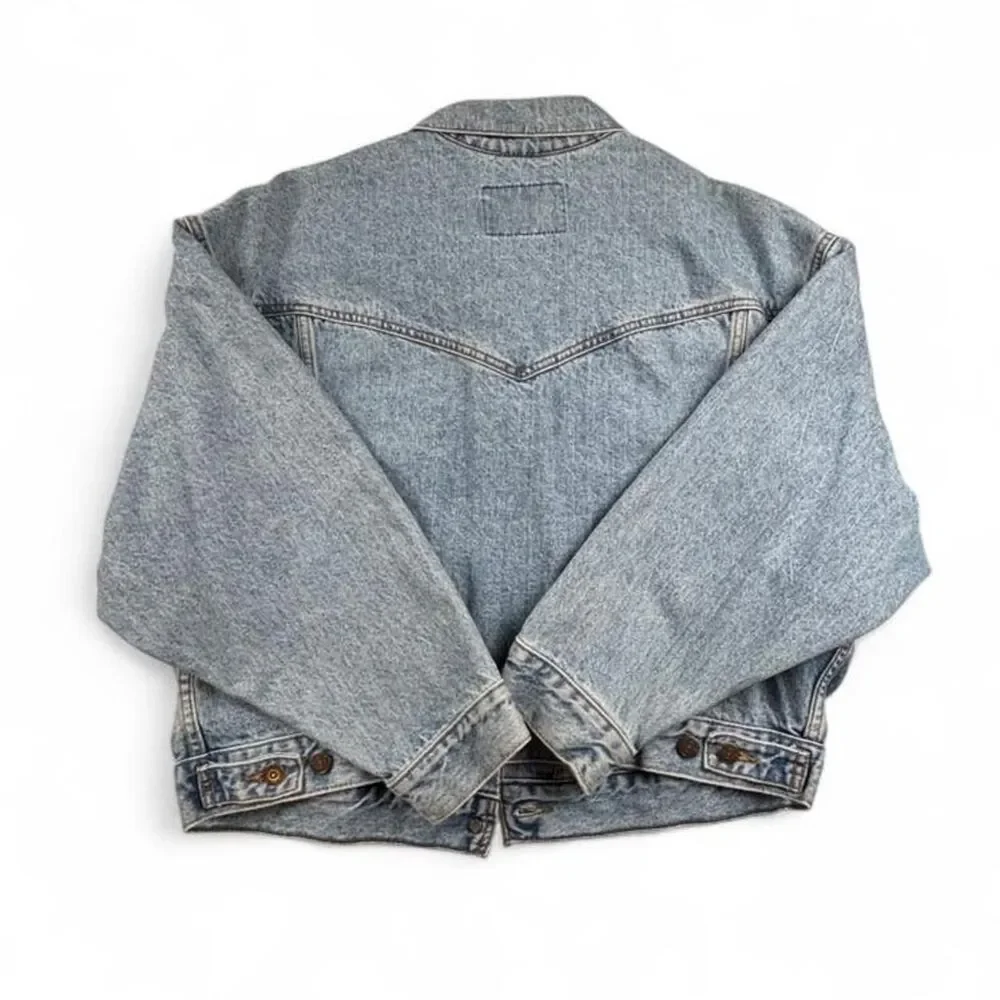 Vintage Levi’s Authentic Blue Denim Trucker Jacket Size L 100% Cotton 90s